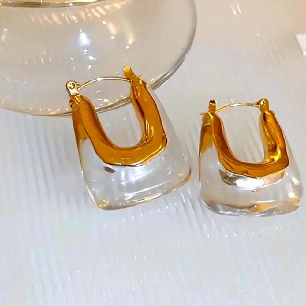 Ear rings